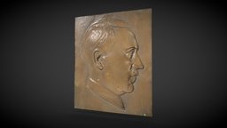 Plaque de bronze dorée figurant A. Hitler france, portrait, hitler, michelet, nazism, brive