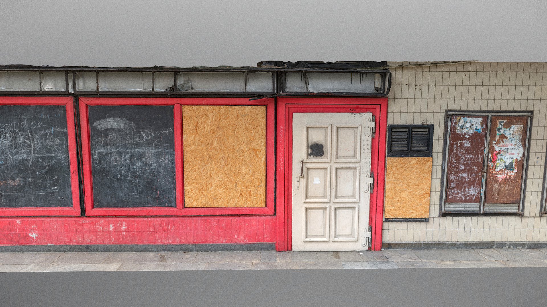 Stylish retro grunge punk 90's Pub restaurant bar store front facade alley with boarded up windows and chalkboard writings

photogrammetry scan (250x24mp), 3x16k textures + normals from 2m tris - Pub front facade - Buy Royalty Free 3D model by matousekfoto 3d model